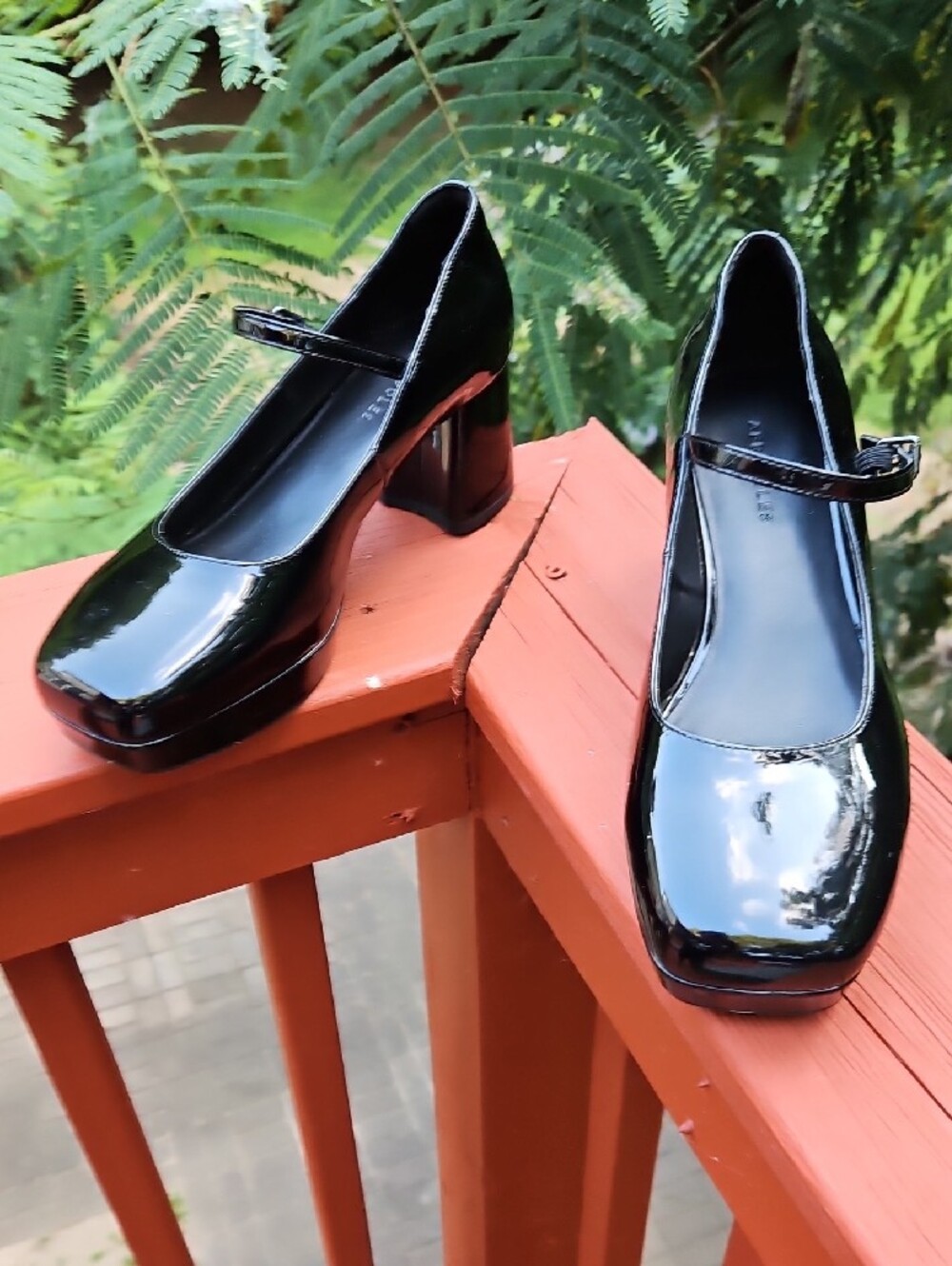 AEROSOLES SHANNON Black Patent  Mary Jane Platform Block Heels  Size 9W - Picture 12 of 17